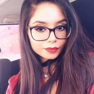 Meet your Posher, Noemi